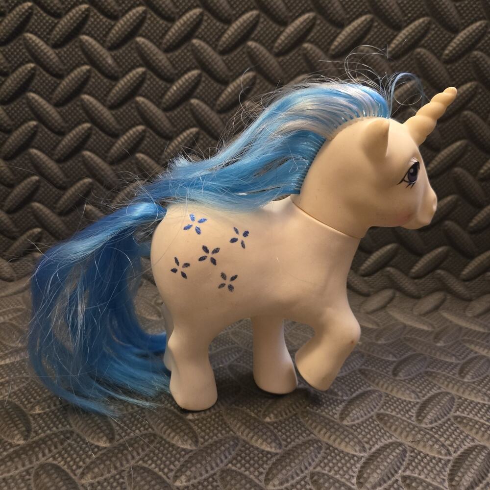 Vintage My Little Pony G1 Majesty Unicorn Cream Pony Blue Hair Hasbro 1983